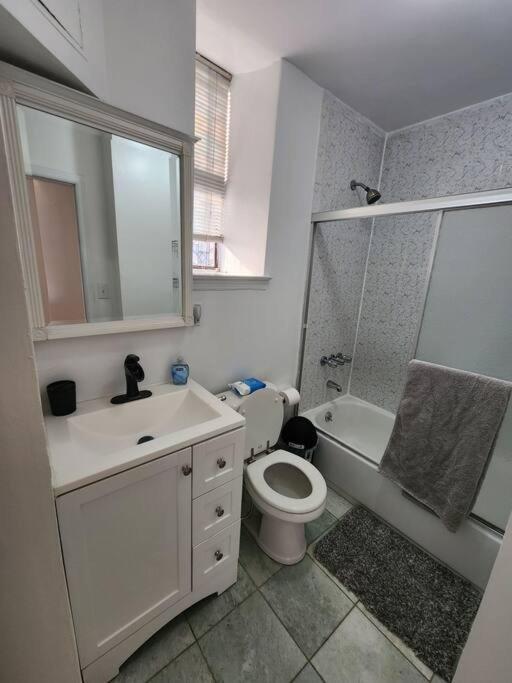Spacious 3 Bedroom Apartment Mins To Nyc! Юніон-Сіті Екстер'єр фото